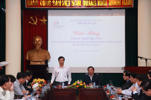 Thứ trưởng Bộ VHTTDL Nguyễn Ngọc Thiện phát biểu tại buổi làm việc